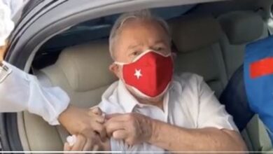 Photo of Ex-presidente Lula toma 2ª dose da vacina contra o coronavírus em São Bernardo do Campo