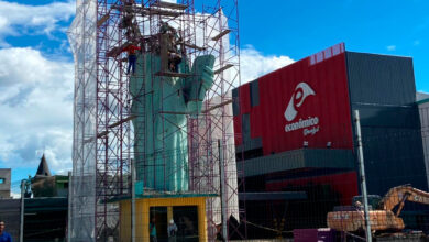 Photo of Estátua da Liberdade do Belém Importados está sendo demolida