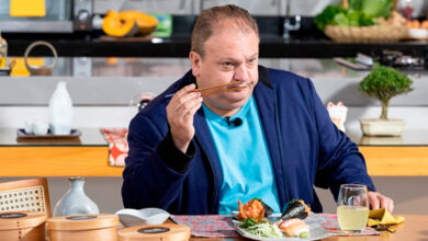 Photo of Jacquin se surpreende com comida japonesa feita no Pará. Veja o vídeo.
