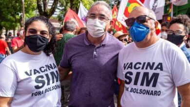 Photo of Sem dar explicações sobre vacinas vencidas, Edmilson participa de ato ‘fora Bolsonaro’