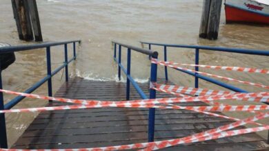 Photo of Depois de trapiche afundar de vez, Prefeitura suspende travessia no porto de Icoaraci