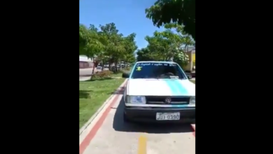 Photo of Terra sem lei: carro trafega por ciclovia em Belém. Veja vídeo