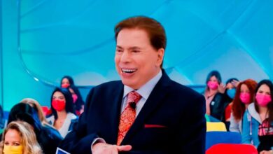 Photo of Dono do SBT, Silvio Santos, de 90 anos, é internado com Covid em SP