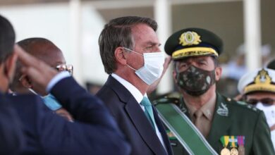 Photo of Paraense é condecorado por Bolsonaro em cerimônia do Dia do Soldado