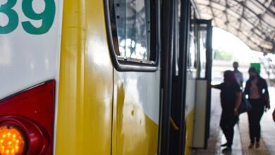 Photo of Usuários de ônibus reclamam dos longos retornos para entrar ou sair do terminal Mangueirão