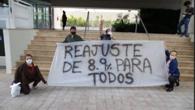 Photo of Por reajuste salarial, jornalistas da Folha, Globo e Estadão param