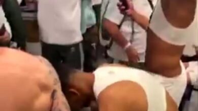 Photo of VÍDEO: em live, jogador Dudu deixa vazar nudes de Rony rústico