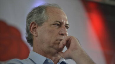 Photo of Cid e Ciro Gomes são alvos de mandados de busca da Polícia Federal