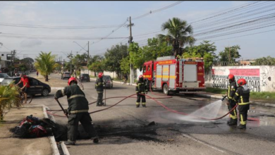Photo of Sem saneamento, moradores da Terra Firme protestam contra Edmilson Rodrigues