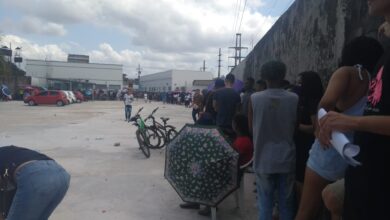 Photo of Longas filas são registradas para saque do benefício “Reencontro com a escola”