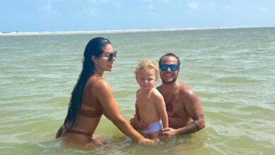 Photo of Thammy Miranda curte com a família final de ano em Salinas