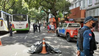 Photo of Homem tem cabeça esmagada por ônibus na avenida P. Vargas, em Belém