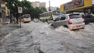 Photo of Tua rua alagou aí? Chuva da tarde causa diversos alagamentos em Belém