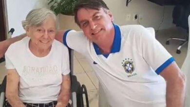 Photo of Mãe do presidente Jair Bolsonaro morre aos 94 anos