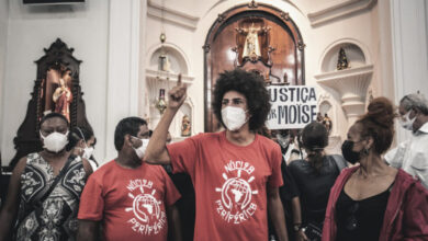 Photo of Vereador do PT liderou invasão de igreja católica durante missa