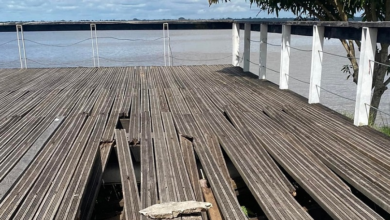 Photo of Orla do Portal da Amazônia está abandonada