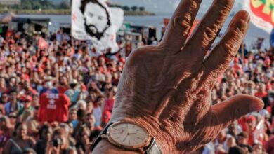 Photo of Relógio de luxo de Lula é cortado em foto no Instagram