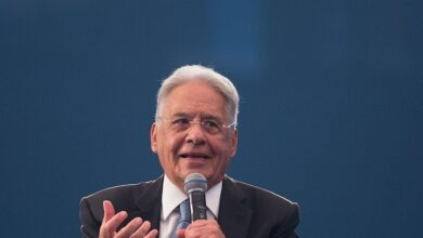 Photo of Ex-presidente FHC vai passar por cirurgia após fraturar o fêmur
