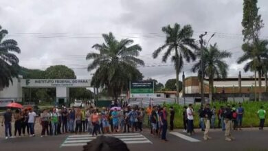 Photo of Cansados de esperar, alunos do IFPA Castanhal pintam faixa de pedestre na frente do campus