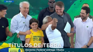 Photo of No Pará, idosa de 83 anos recebe pela primeira vez título de terra