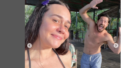 Photo of Atores Alessandra Negrini e Marco Pigosi se divertem na ilha do Combu