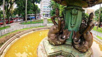 Photo of Abandonado, chafariz das sereias tem água com cor de tucupi