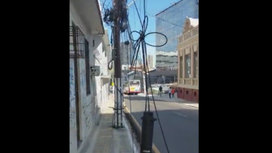 Photo of VÍDEO: morador cobra Prefeitura de Belém e vereadores sobre fiação caótica na cidade