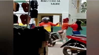 Photo of Mulheres trocam socos e puxões de cabelo por causa de mototaxista em Viseu