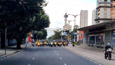 Photo of Bolsonaro chega a Belém e participa de desfile em carro aberto e ‘motociata’
