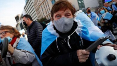 Photo of Como é bom ter presidente: Argentina vive nova crise, e lojas não sabem nem quanto cobrar
