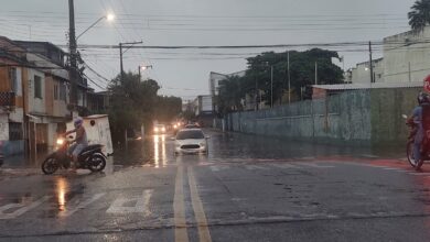 Photo of Chuva na tarde desta quarta-feira (13) provoca alagamentos em Belém