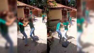 Photo of Adolescentes trocam socos e puxões de cabelo em escola de Outeiro
