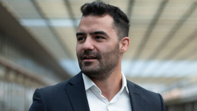 Photo of Arthur do Val, o Mamãe Falei, é convidado para ‘A Fazenda’, diz colunista