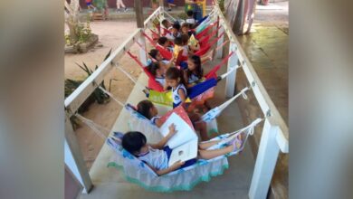 Photo of Escola do Pará coloca redes e leva conforto para crianças na hora da leitura
