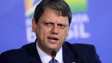 Photo of Tarcísio sofre atentado em Paraisópolis (SP)