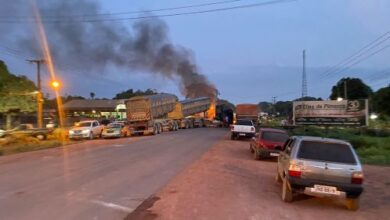 Photo of Rodovias federais no Pará têm pontos bloqueados por caminhoneiros nesta segunda-feira
