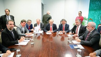 Photo of Transição de Lula e relator fecham acordo de PEC para furar teto de gastos já no primeiro ano