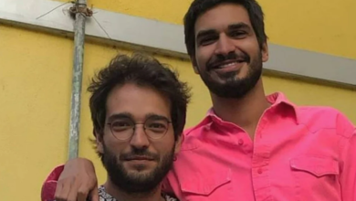 Photo of Humberto Carrão indica namoro com diretor e surpreende fãs