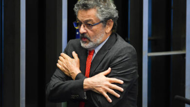 Photo of Paulo Rocha (PT) pode “melar” hidrovia e cobra explicações sobre derrocamento do Pedral do Lourenço