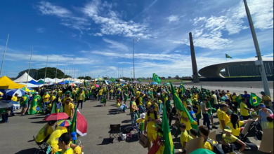 Photo of Governador do DF afirma que acampamentos de apoiadores de Bolsonaro estão sendo desmontados em Brasília