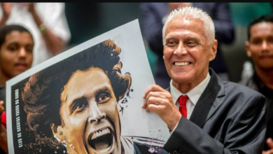 Photo of Roberto Dinamite, ídolo do Vasco, morre aos 68 anos de câncer