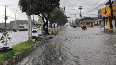 Photo of Chuva de 30 minutos deixa Augusto Montenegro alagada