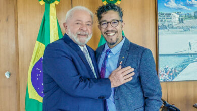 Photo of Lula nomeia Jean Wyllys para cargo no governo
