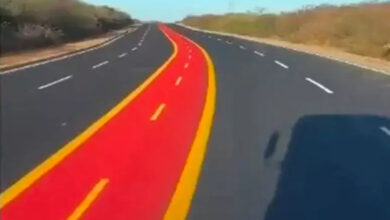 Photo of Vídeo de ciclofaixa no meio de estrada viraliza nas redes sociais: ‘Teria coragem?’