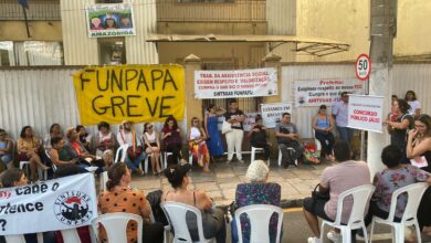 Photo of Servidores da FUNPAPA protestam contra ED ao lado do hotel da Seleção Brasileira
