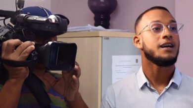 Photo of Delegada interrompe transmissão de reportagem e detém jornalistas da RBA TV