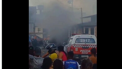 Photo of Facção criminosa incendeia carro de empresa de internet em Ananindeua por suposta falta de pagamento de taxa