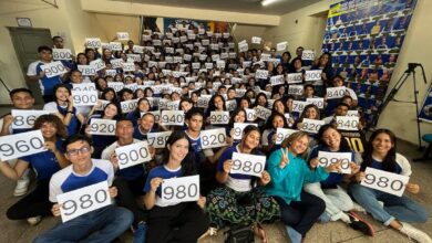 Photo of BELÉM: Alunos da Escola Estadual Albaniza celebram sucesso em notas de redação no ENEM