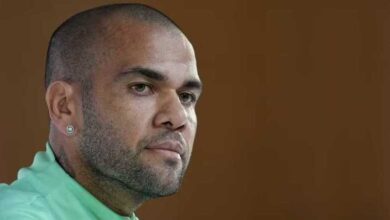 Photo of Equipe de Daniel Alves desmente morte de jogador