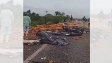 Photo of Motociclista morre em acidente com caminhão em Santa Luzia do Pará